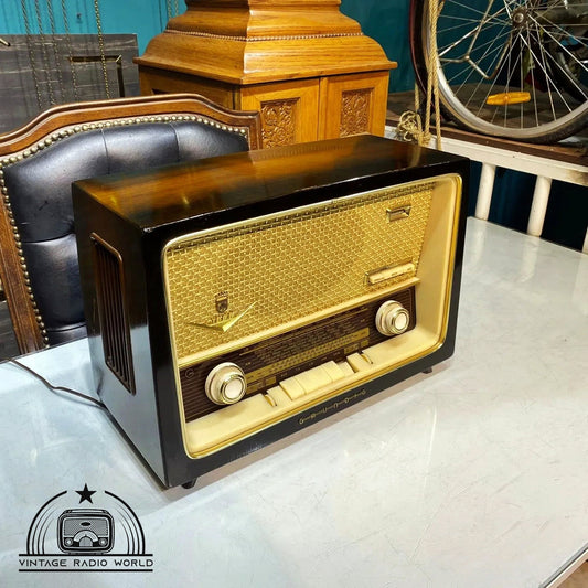 Vintage Grundig 1088 Radio | Original Old Radio | Antique Radio | Classic Lamp Radio | Retro Grundig Collectible