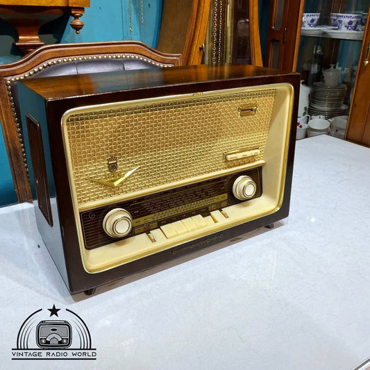 Grundig 1088 - Authentic Vintage Radio, Original Classic, Lamp Radio - Experience Nostalgia with Grundig 1088