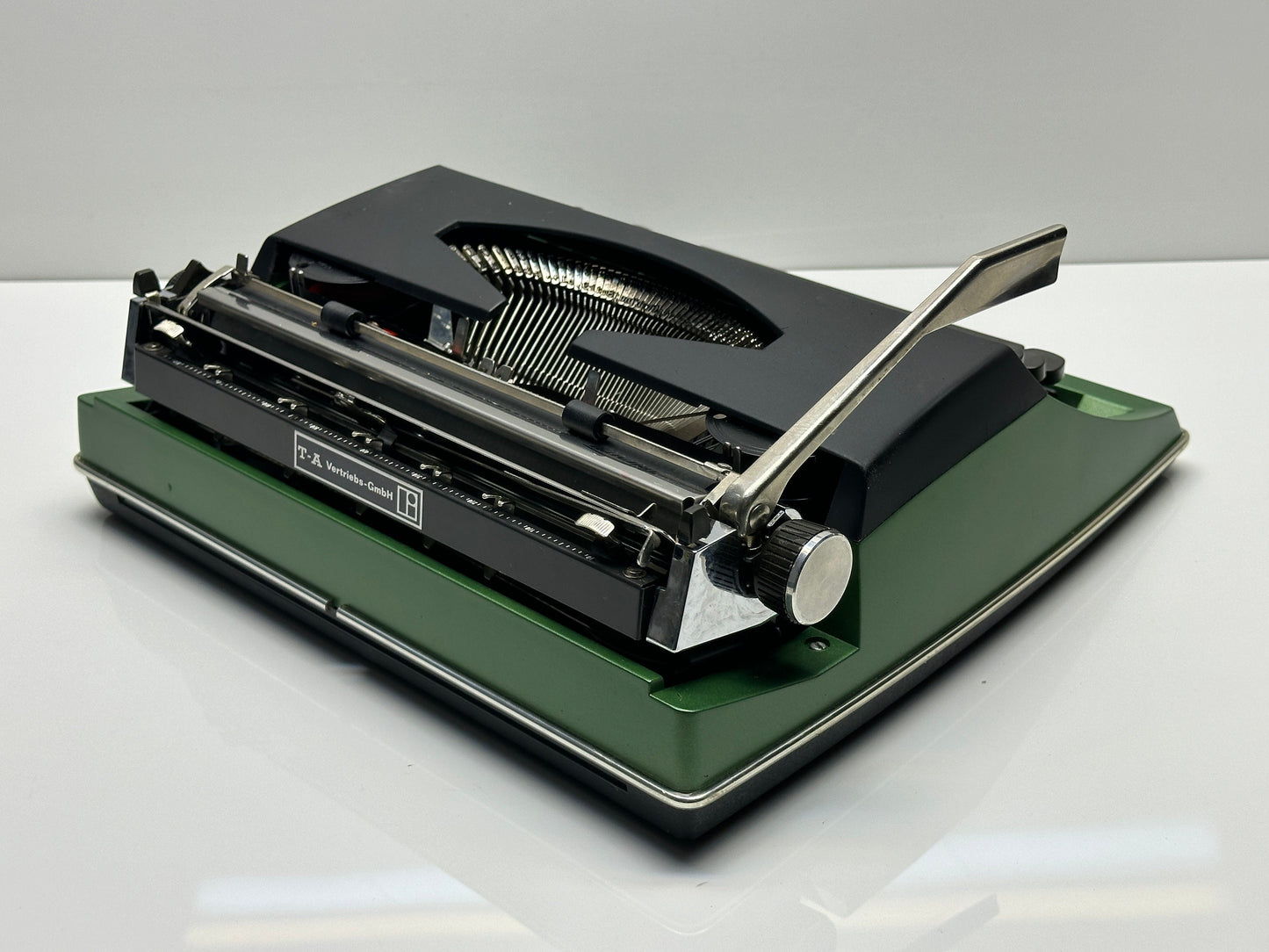 Adler Contessa Deluxe Typewriter - Black Cover and Green Body, QWERTY Option, Refurbished with Black Bag