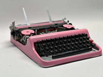 Rare! QWERTY Olivetti Lettare 32 Typewriter - Vibrant Pink Design - Antique Typewrter - Old Typewriter  - Best Gift - Antique Gift