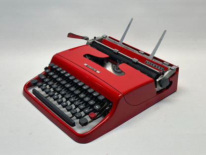 Olivetti Lettera 32 Typewriter | Vibrant Red Design | Antique Typewriter | Best Gift