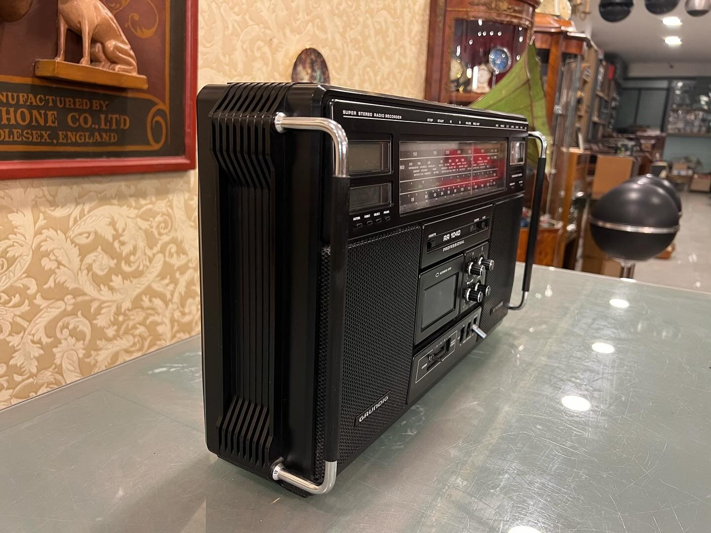 Grundig RR 1040 Professional Tape Recorder | High Condition | Special Radio | Tape Section Needs Maintenance- Turntable
