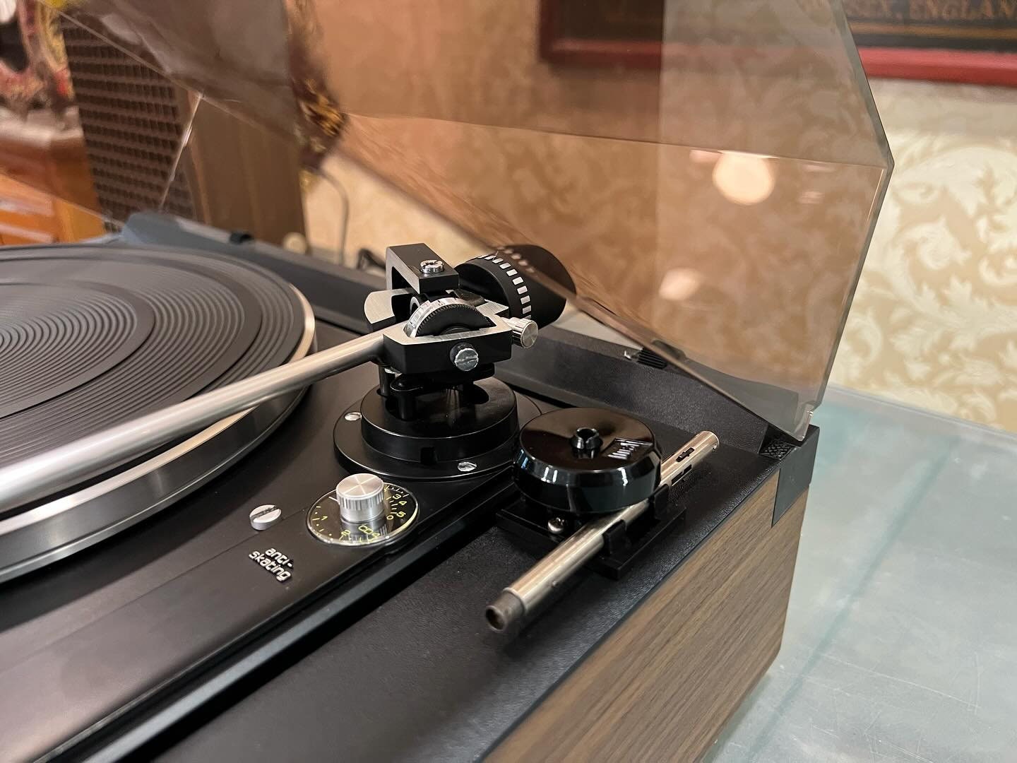 Antique Legendary Dual HS 142 | Immaculate Condition | Includes CL 116 Speaker Set | Fully Functional- Turntable