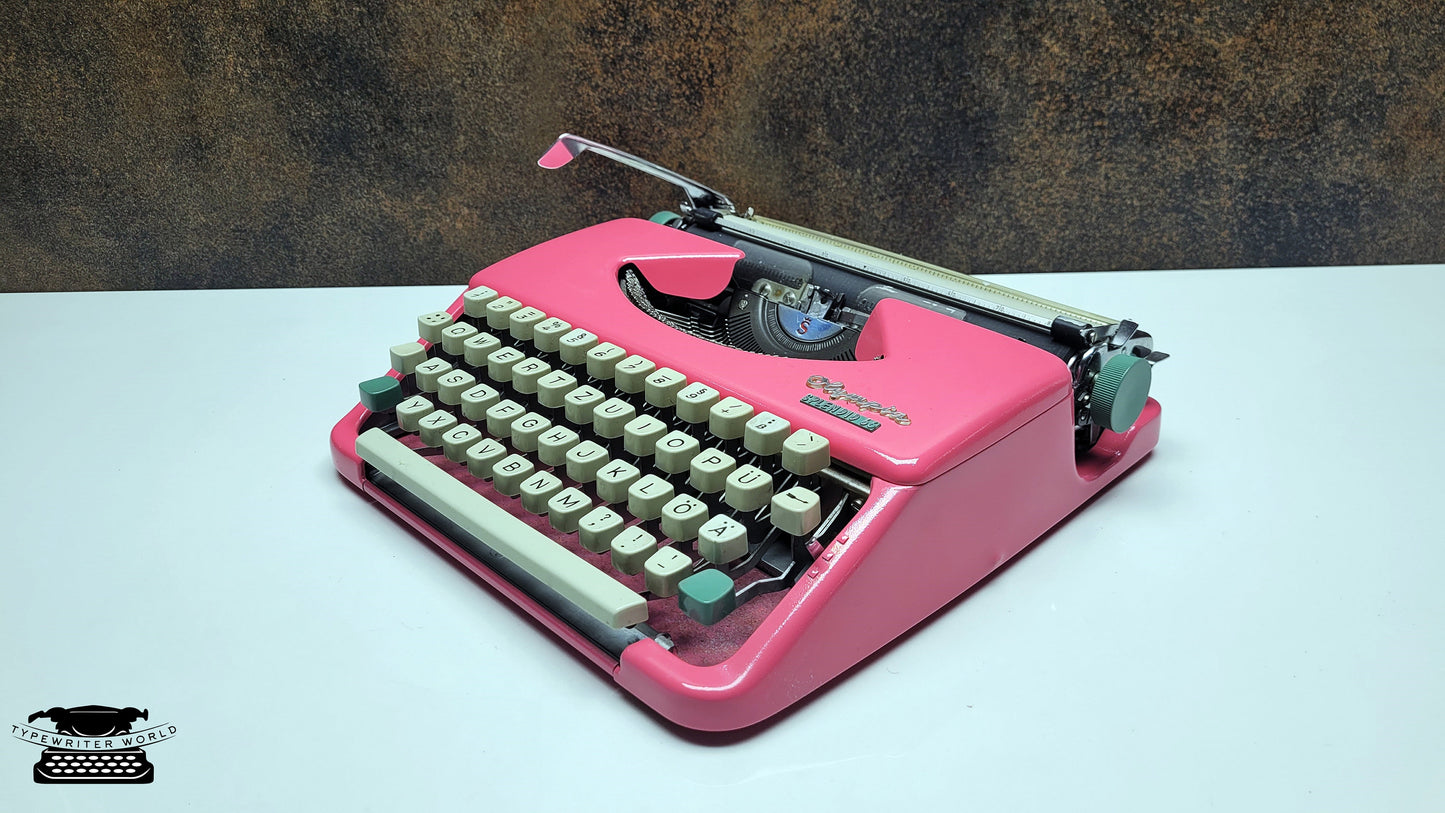 Vintage Olympia Splendid 33/66 Pink Typewriter, Retro Mechanical Collectible for Office Decor, Industrial Steampunk,Steampunk decor,Gift